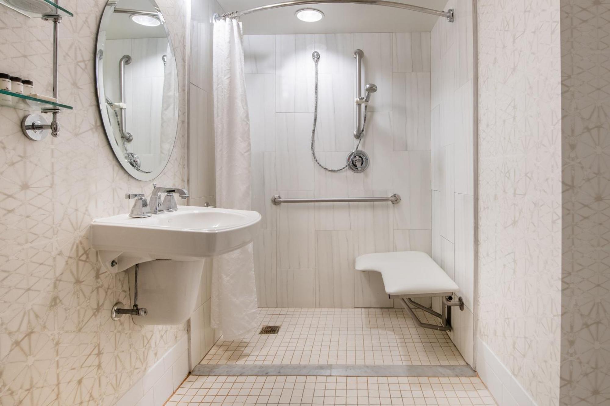 Sheraton Suites Philadelphia Airport Exteriör bild